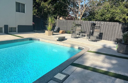Port Weller West House | The Pinery | Modern Retreat with Pool & Family-Friendly Comfort