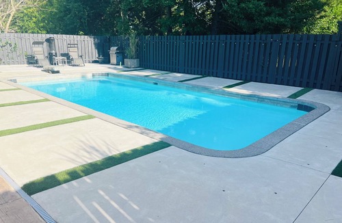 Port Weller West House | The Pinery | Modern Retreat with Pool & Family-Friendly Comfort
