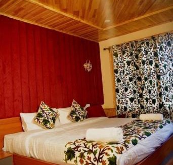 Dehwathu Hotel | The Pineyard Pahalgam