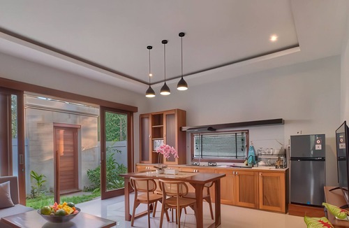 Lodtunduh Villa | The Place Ubud Villa : Spacious Comfort with a Private Pool and Garden