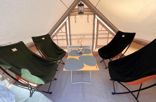 Suncheon Hostel | The place with a rest, Minimal Camping & BBQ, So Hotel 305