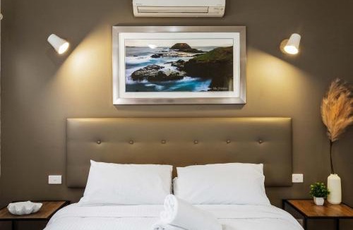 Cowes House | The Point Villa