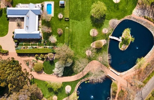 Glenquarry House | The Ponds, country views as far as the eye can see 10 minutes to Bowral
