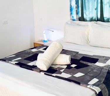 Bon Accord Village House | The PoolSide Pad- 5 mins from Airport & Beaches