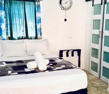 Bon Accord Village House | The PoolSide Pad- 5 mins from Airport & Beaches
