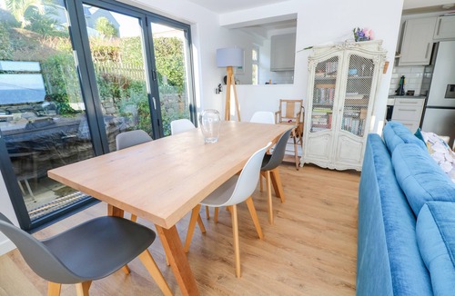 Coverack Cottage | The Poop Deck
