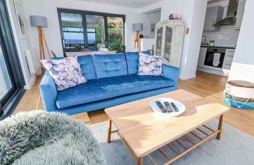 Coverack Cottage | The Poop Deck