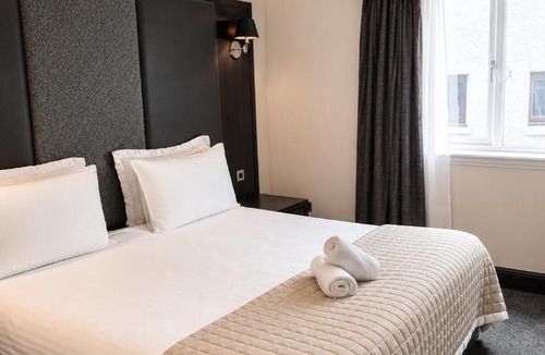Rosebank Hotel | The Popinjay Hotel