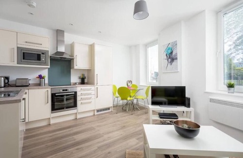Barnwood Apartment | The Post House One by Fortuna Property Portfolio, The Post House One Apartment