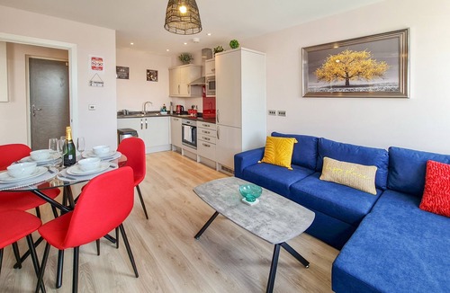 Barnwood Apartment | The Post House Green by Fortuna Property Portfolio, The Post House Green Apartment