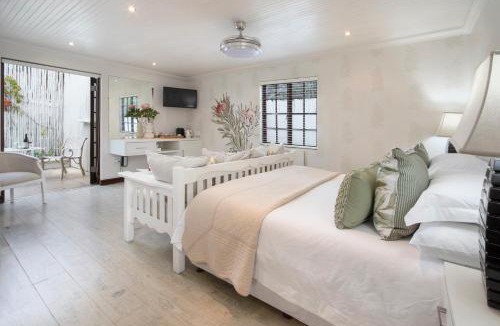 Hermanus Bed & Breakfast | The Potting Shed Guest House