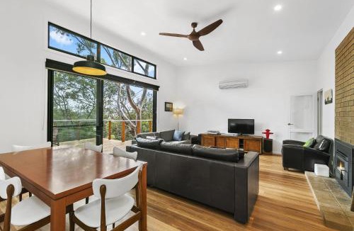 Anglesea House | The Property