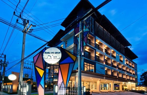 Nai Mueang Hotel | The Proud Hotel
