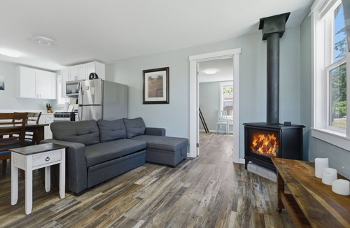 Retsil House | The Quacker Jack - Dog friendly, sleeps 8