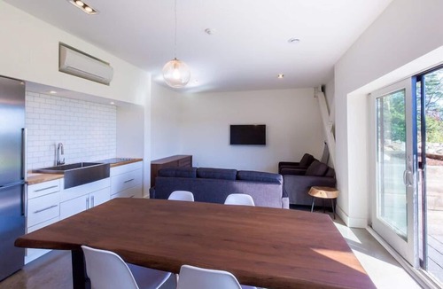 Summerville Centre House | The Quarterdeck Resort