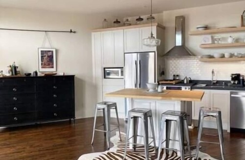 Grafton Apartment | The Quarters | Suite 5