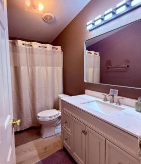 Issaquah House | The Quiet Pine