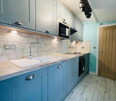Parkgate House | The Rambler's Rest Cottage, Parkgate, Wirral
