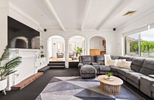 West Busselton House | The Ranch - Beachside Pool Retreat with Tennis Court