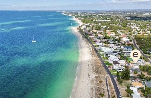 West Busselton House | The Ranch - Beachside Pool Retreat with Tennis Court