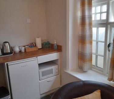 Llanarmon-yn-Ial Hotel | The Raven Inn