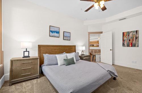 Lincolnville House | The Ray - 2nd Floor Historic Condo- Minutes Walk to Downtown