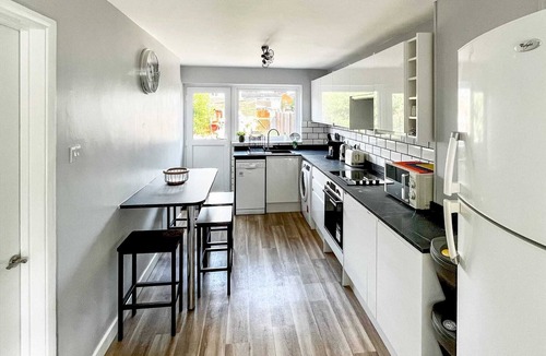 Reading House | The Reading Gem