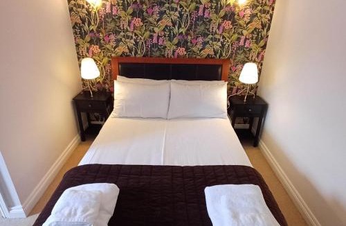 Heytesbury Hotel | The Red Lion Heytesbury
