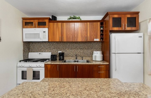 Ensenada Apartment | The Reef 1 walking distance to Steps Beach