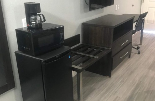 Barker Hotel | The Residency Suites