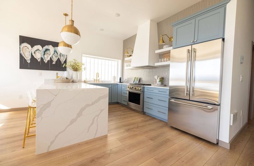 Sitka Apartment | The Ressa 2BED/1BATH Located in the heart of Downtown