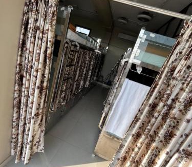 Udhna Hotel | The Rest Zone Hotel