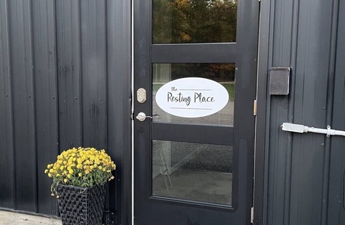 Marion Apartment | The Resting Place Apt 1 Keep it simple at this peaceful & centrally located Apt