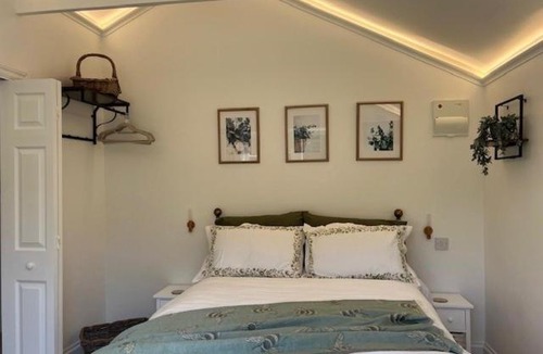 Angmering Apartment | The Resting Shepherd