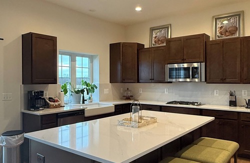 Brentsville House | The Resurgence at Nokesville - A 5 Bedrooms on 10 acres Modern Luxury Retreat