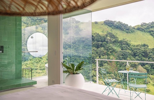 Jesus Hotel | The Retreat Costa Rica - Wellness Resort & Spa