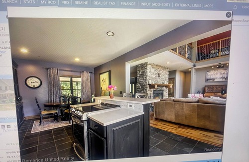Howell House | The Retreat
