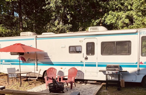 Fleming House | The Retro Winnebago on the Farm, Pet Friendly!