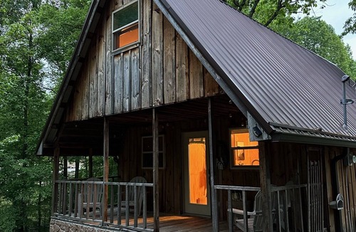 Wellington Cabin | The Ridge A-Frame: Cave Run Lake | Red River Gorge