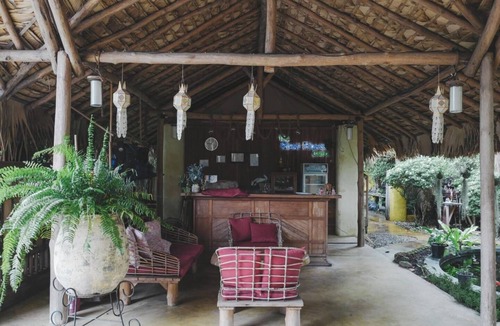 Ban Ton Lung Villa | The River Flows Kued Chang Camp