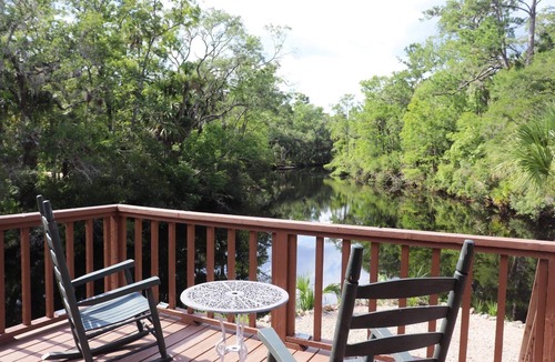 Steinhatchee House | The River House - Island Getaway on the Steinhatchee River
