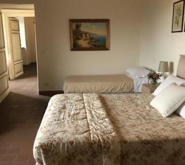Bagnone Apartment | The River House