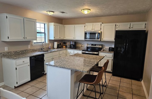 Blytheville House | The Riverbend House, 3 bedroom, 2 bath home in Hickman/Armorel