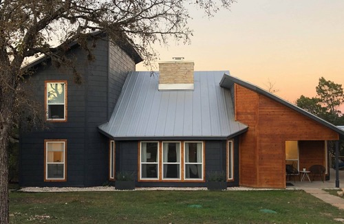 Lick Creek Ranch House | The Riverhaus - Spicewood, TX