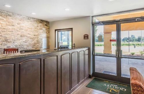 Charleston Hotel | The Riverstone Hotel