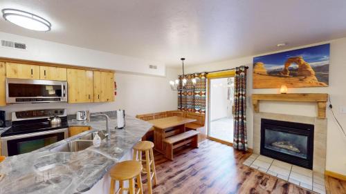 Moab South Valley House | The Rock #3461