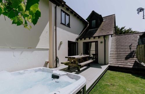 Croyde House | The Rock