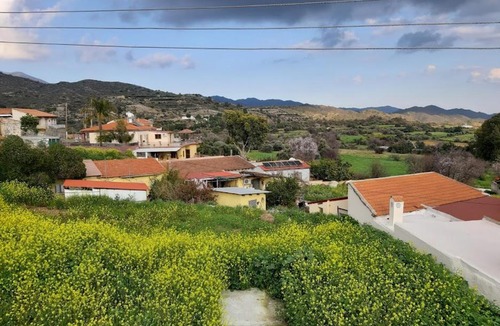 Politiko House | THE ROCK HOUSE - Beautiful countryside with mandarins oranges and olive trees,. Near Limassol at Eptagonia village.
