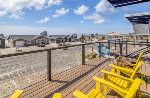 Kiwanda Shores House | The Rock Inn Yacht - Meredith Lodging