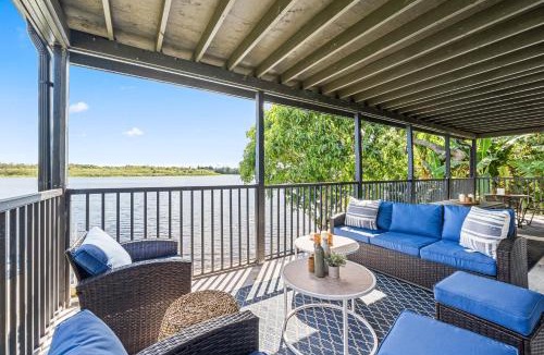 Temple Crest House | The Roller Coaster River Retreat